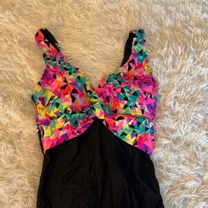 Colorful Geometric Women's Swimsuit